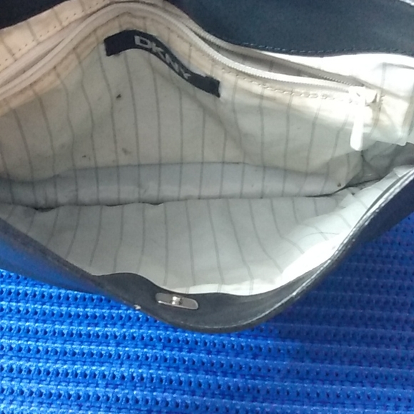 Dkny - Picture 4 of 6